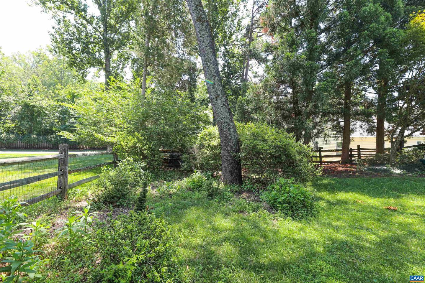 515 BROADLEAF WAY, CHARLOTTESVILLE, Virginia 22911, 3 Bedrooms Bedrooms, ,2 BathroomsBathrooms,Residential,For sale,515 BROADLEAF WAY,666297 MLS # 666297