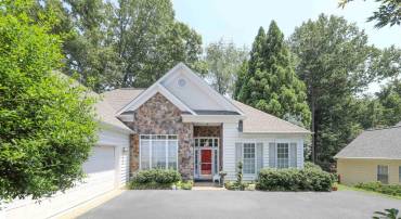 515 BROADLEAF WAY, CHARLOTTESVILLE, Virginia 22911, 3 Bedrooms Bedrooms, ,2 BathroomsBathrooms,Residential,For sale,515 BROADLEAF WAY,666297 MLS # 666297
