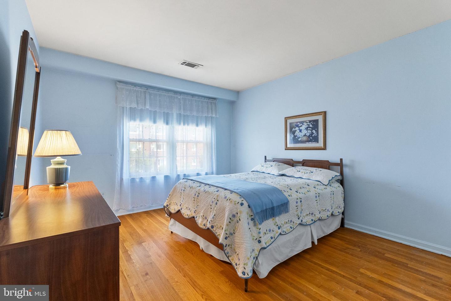 3734 12TH ST S, ARLINGTON, Virginia 22204, 3 Bedrooms Bedrooms, ,2 BathroomsBathrooms,Residential,For sale,3734 12TH ST S,VAAR2060060 MLS # VAAR2060060