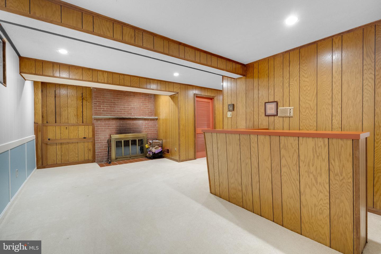 3734 12TH ST S, ARLINGTON, Virginia 22204, 3 Bedrooms Bedrooms, ,2 BathroomsBathrooms,Residential,For sale,3734 12TH ST S,VAAR2060060 MLS # VAAR2060060