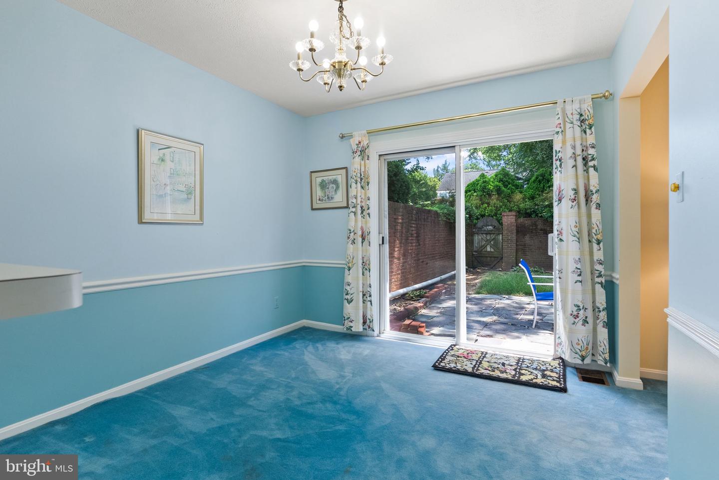 3734 12TH ST S, ARLINGTON, Virginia 22204, 3 Bedrooms Bedrooms, ,2 BathroomsBathrooms,Residential,For sale,3734 12TH ST S,VAAR2060060 MLS # VAAR2060060