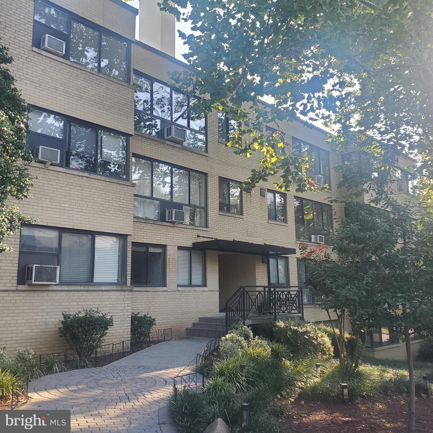 3901 TUNLAW RD NW #502, WASHINGTON, District Of Columbia 20007, 1 Bedroom Bedrooms, ,1 BathroomBathrooms,Residential,For sale,3901 TUNLAW RD NW #502,DCDC2208610 MLS # DCDC2208610