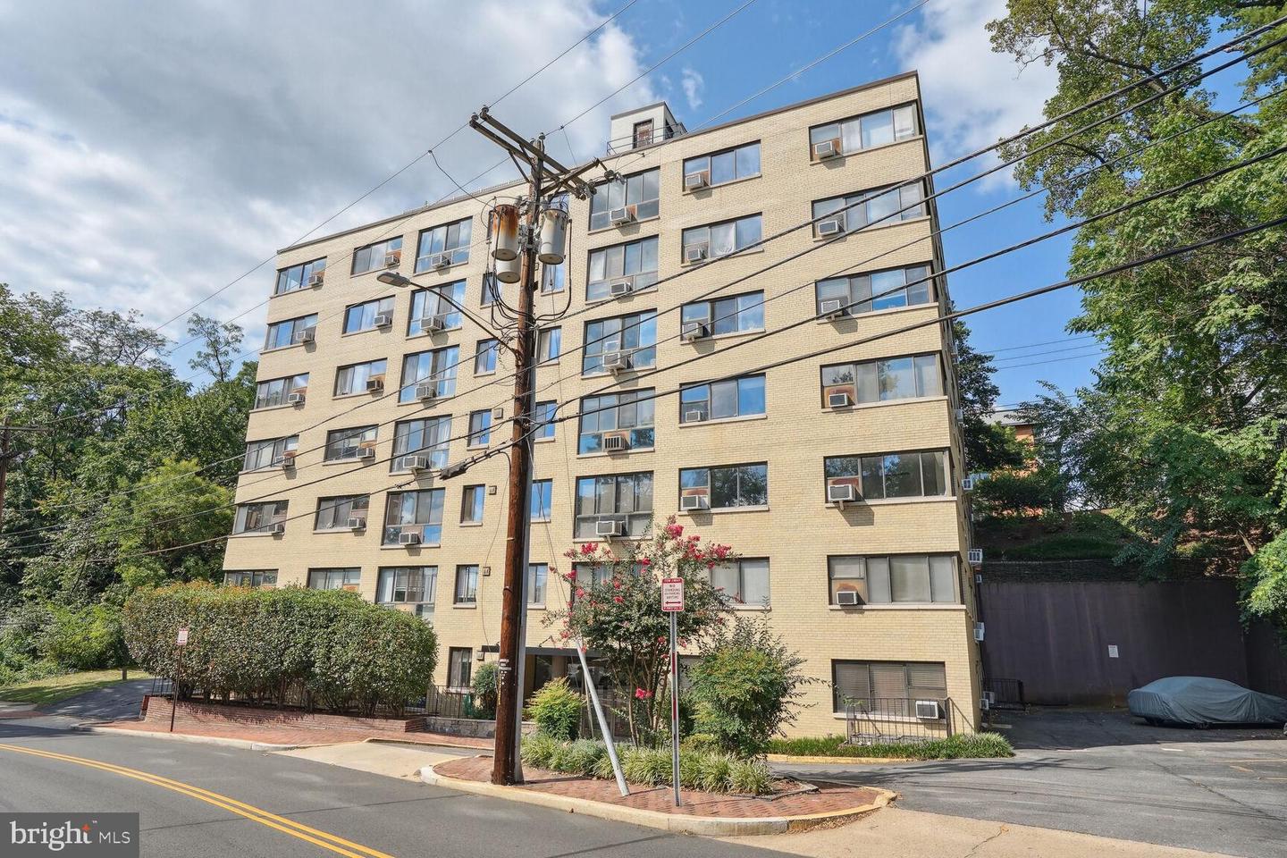 3901 TUNLAW RD NW #502, WASHINGTON, District Of Columbia 20007, 1 Bedroom Bedrooms, ,1 BathroomBathrooms,Residential,For sale,3901 TUNLAW RD NW #502,DCDC2208610 MLS # DCDC2208610