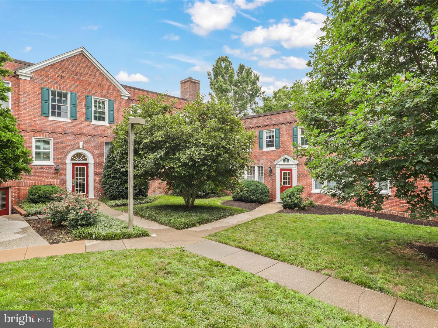 1909 KEY BLVD #11554, ARLINGTON, Virginia 22201, 1 Bedroom Bedrooms, ,1 BathroomBathrooms,Residential,For sale,1909 KEY BLVD #11554,VAAR2060002 MLS # VAAR2060002