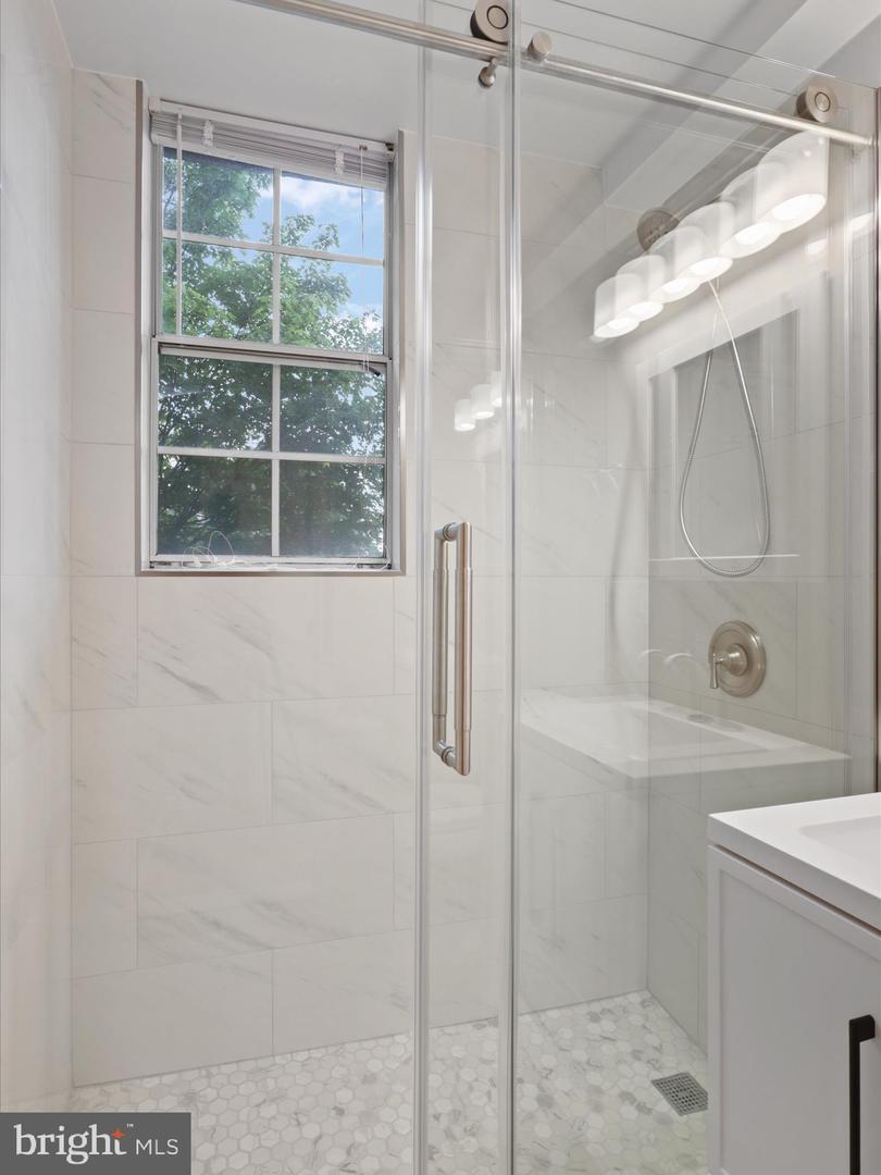 1909 KEY BLVD #11554, ARLINGTON, Virginia 22201, 1 Bedroom Bedrooms, ,1 BathroomBathrooms,Residential,For sale,1909 KEY BLVD #11554,VAAR2060002 MLS # VAAR2060002