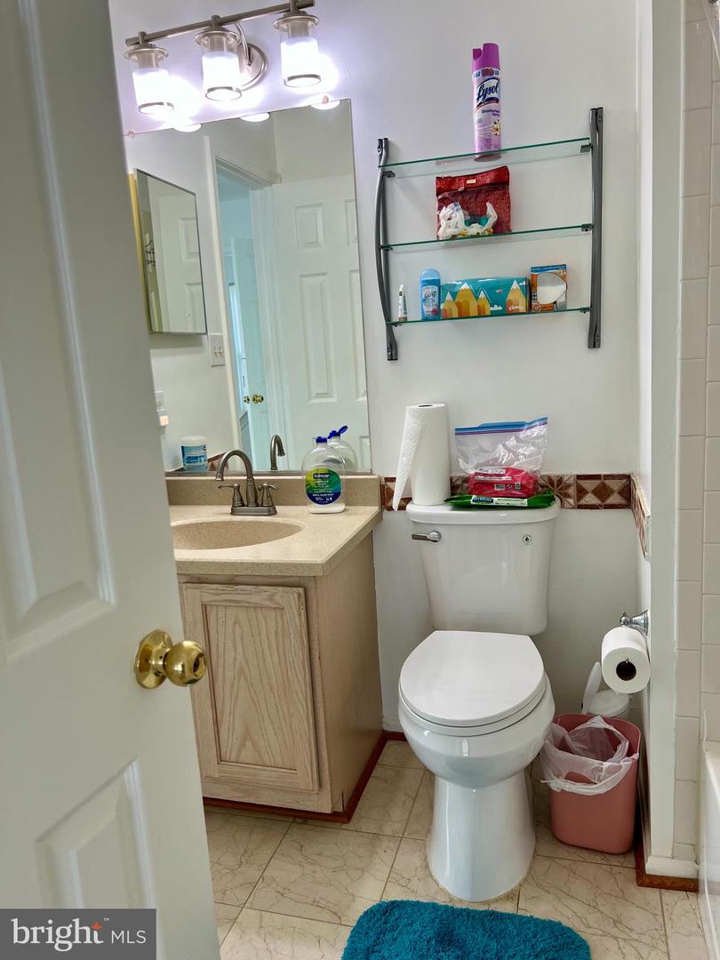 22985 FLEET TER, STERLING, Virginia 20166, 3 Bedrooms Bedrooms, ,2 BathroomsBathrooms,Residential,For sale,22985 FLEET TER,VALO2100902 MLS # VALO2100902