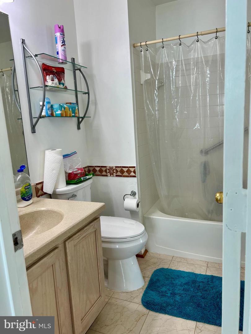 22985 FLEET TER, STERLING, Virginia 20166, 3 Bedrooms Bedrooms, ,2 BathroomsBathrooms,Residential,For sale,22985 FLEET TER,VALO2100902 MLS # VALO2100902