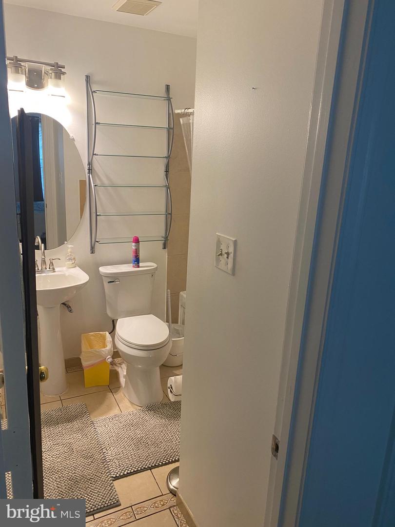 22985 FLEET TER, STERLING, Virginia 20166, 3 Bedrooms Bedrooms, ,2 BathroomsBathrooms,Residential,For sale,22985 FLEET TER,VALO2100902 MLS # VALO2100902