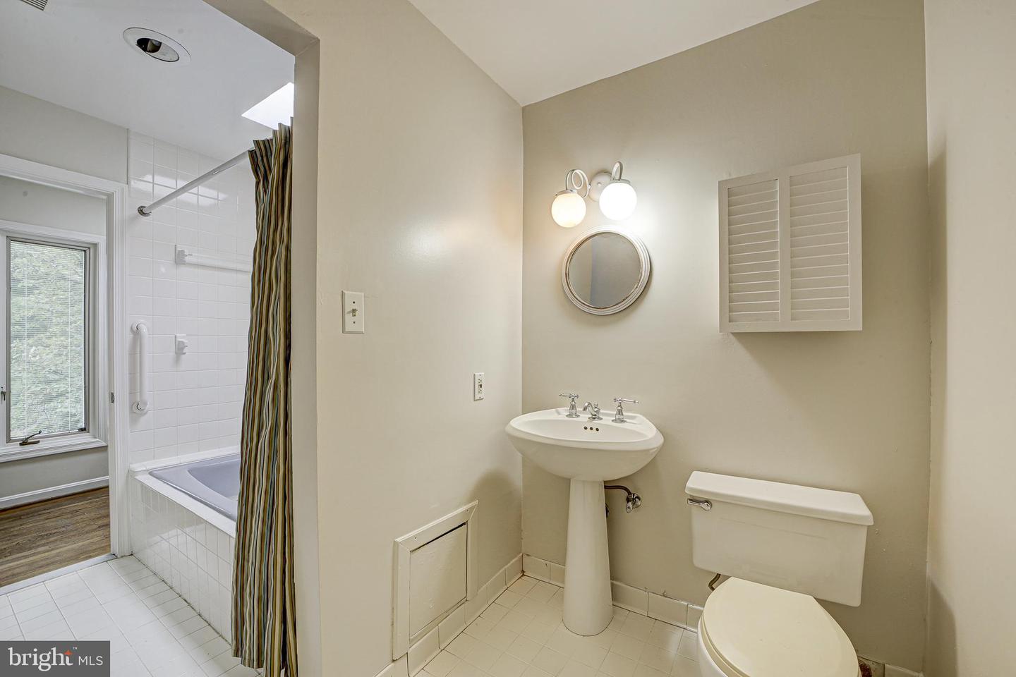 4110 INGOMAR ST NW, WASHINGTON, District Of Columbia 20015, 4 Bedrooms Bedrooms, ,2 BathroomsBathrooms,Residential,For sale,4110 INGOMAR ST NW,DCDC2208540 MLS # DCDC2208540