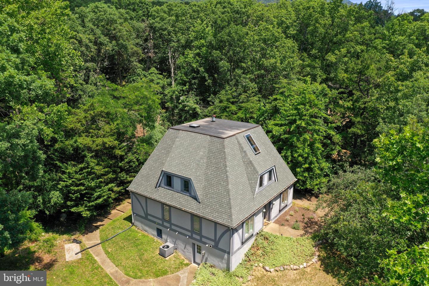 162 HARTMAN CT, MC GAHEYSVILLE, Virginia 22840, 7 Bedrooms Bedrooms, ,2 BathroomsBathrooms,Residential,For sale,162 HARTMAN CT,VARO2002420 MLS # VARO2002420