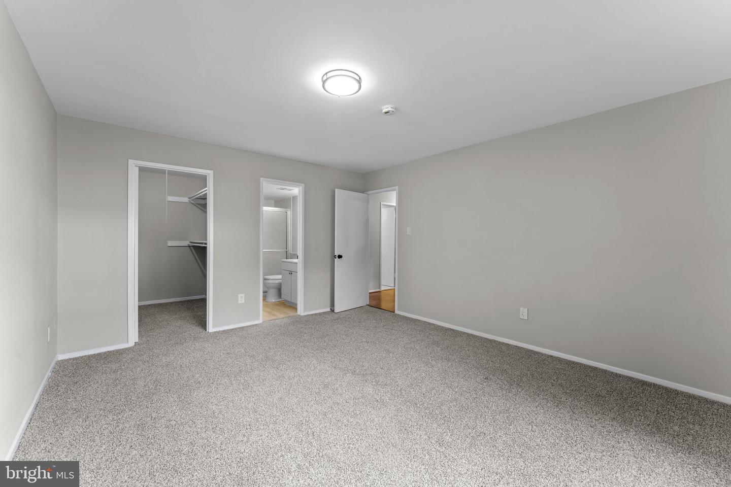 505 FLORIDA AVE #T3, HERNDON, Virginia 20170, 2 Bedrooms Bedrooms, ,2 BathroomsBathrooms,Residential,For sale,505 FLORIDA AVE #T3,VAFX2252860 MLS # VAFX2252860