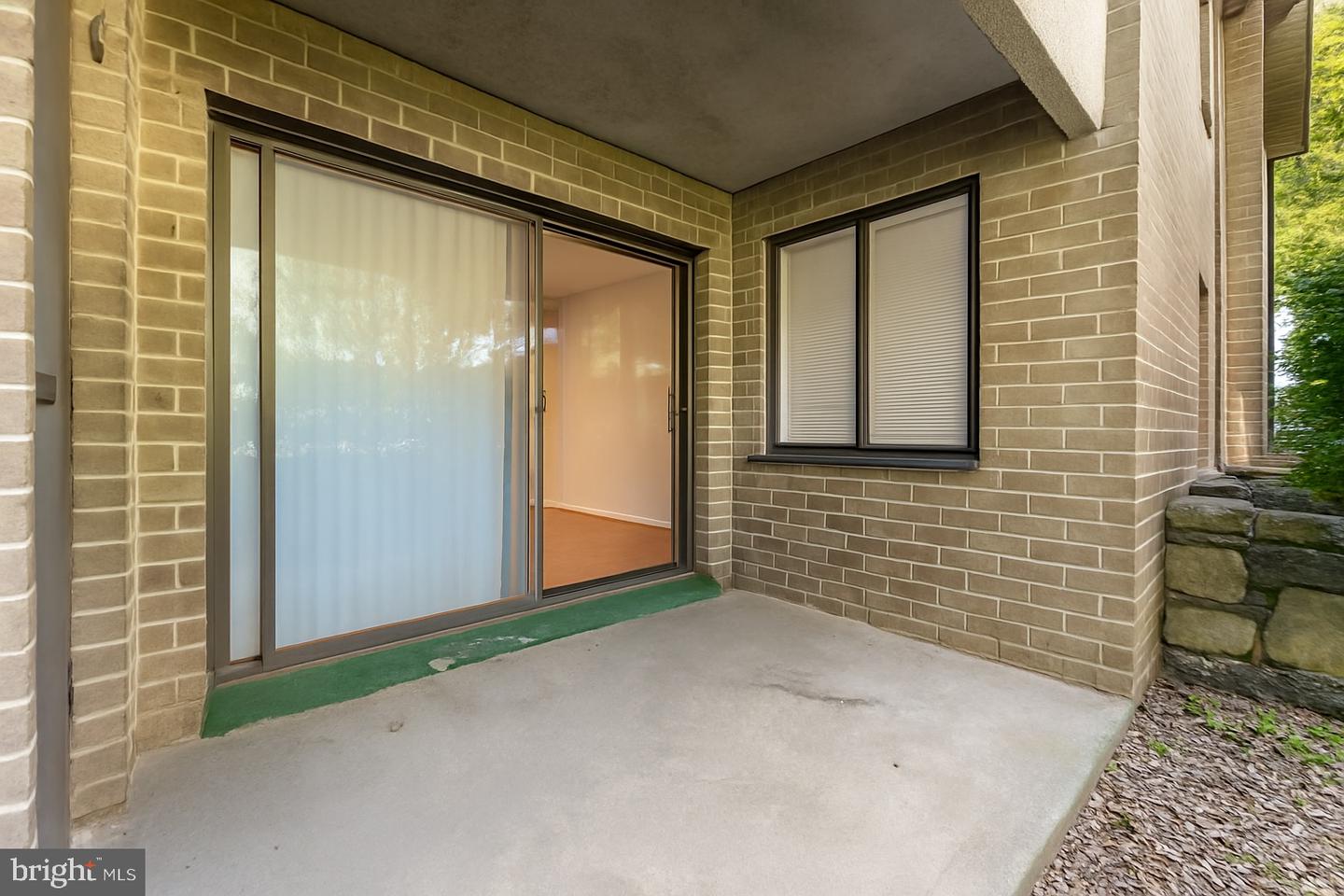 505 FLORIDA AVE #T3, HERNDON, Virginia 20170, 2 Bedrooms Bedrooms, ,2 BathroomsBathrooms,Residential,For sale,505 FLORIDA AVE #T3,VAFX2252860 MLS # VAFX2252860