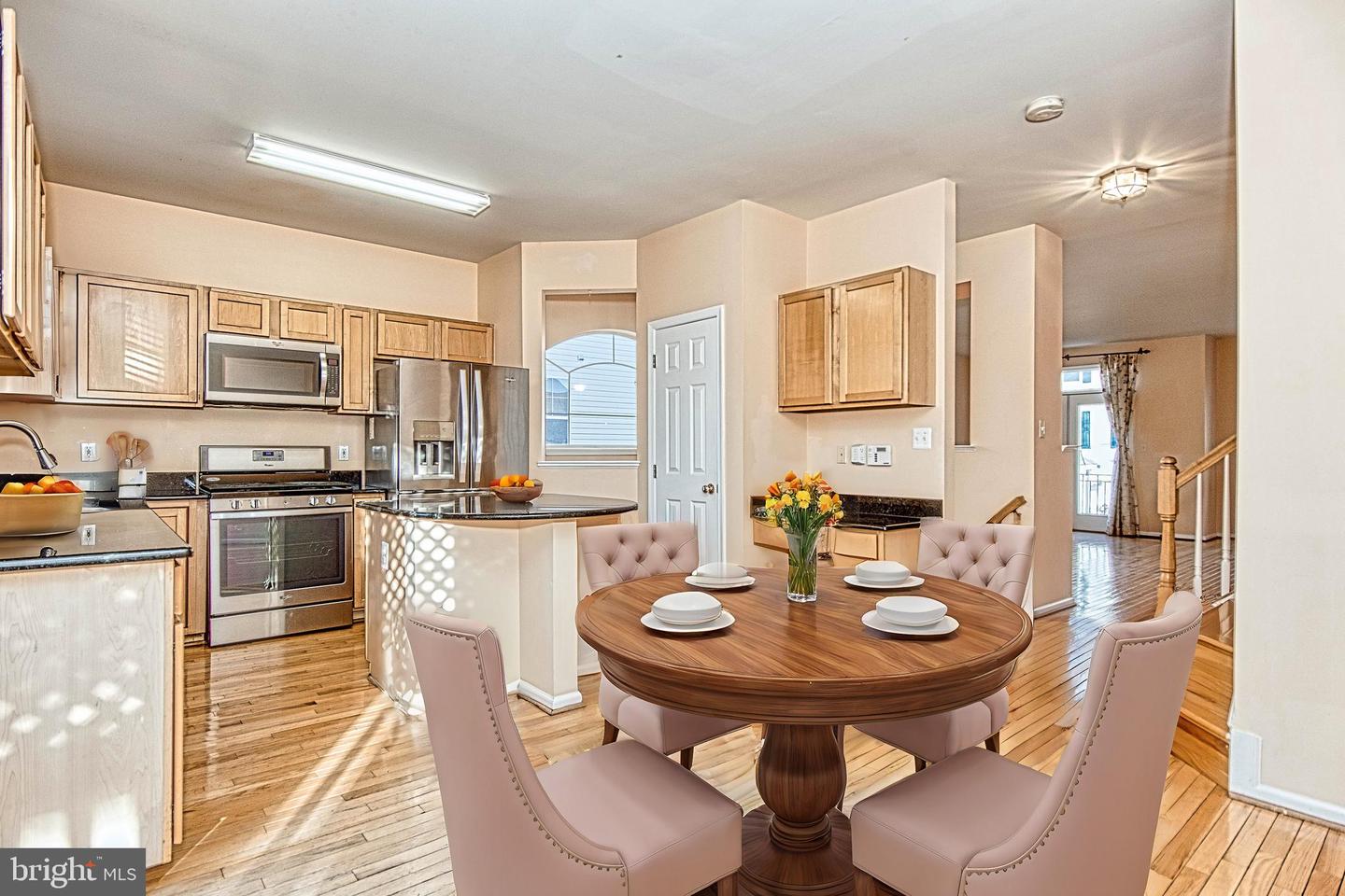13416 BURROUGH FARM DR, HERNDON, Virginia 20171, 3 Bedrooms Bedrooms, ,2 BathroomsBathrooms,Residential,For sale,13416 BURROUGH FARM DR,VAFX2252864 MLS # VAFX2252864