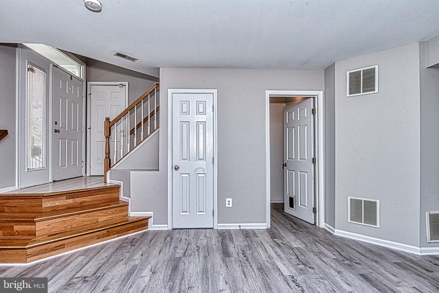 13416 BURROUGH FARM DR, HERNDON, Virginia 20171, 3 Bedrooms Bedrooms, ,2 BathroomsBathrooms,Residential,For sale,13416 BURROUGH FARM DR,VAFX2252864 MLS # VAFX2252864