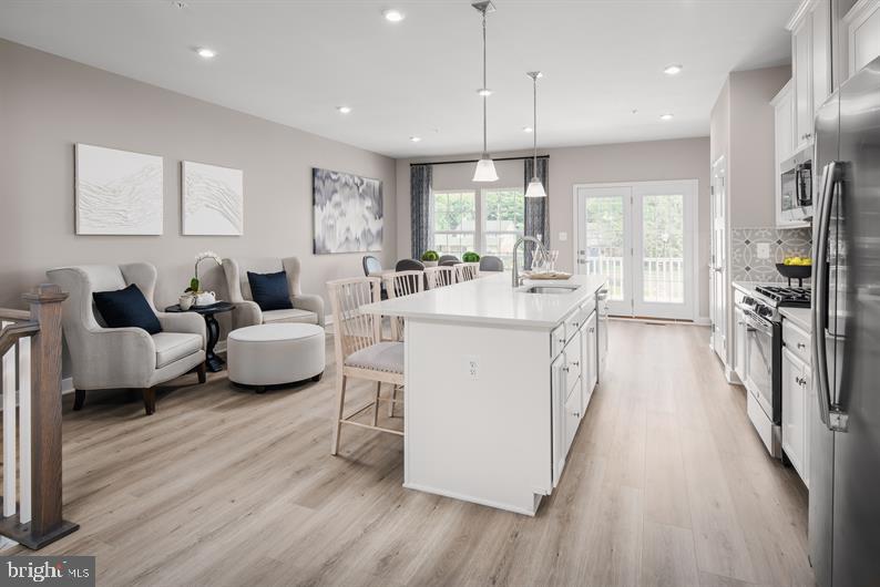 8246 WILLOWBEND TURN #LAST STRAUSS ENDUNIT, MANASSAS, Virginia 20109, 4 Bedrooms Bedrooms, ,3 BathroomsBathrooms,Residential,For sale,8246 WILLOWBEND TURN #LAST STRAUSS ENDUNIT,VAPW2098390 MLS # VAPW2098390