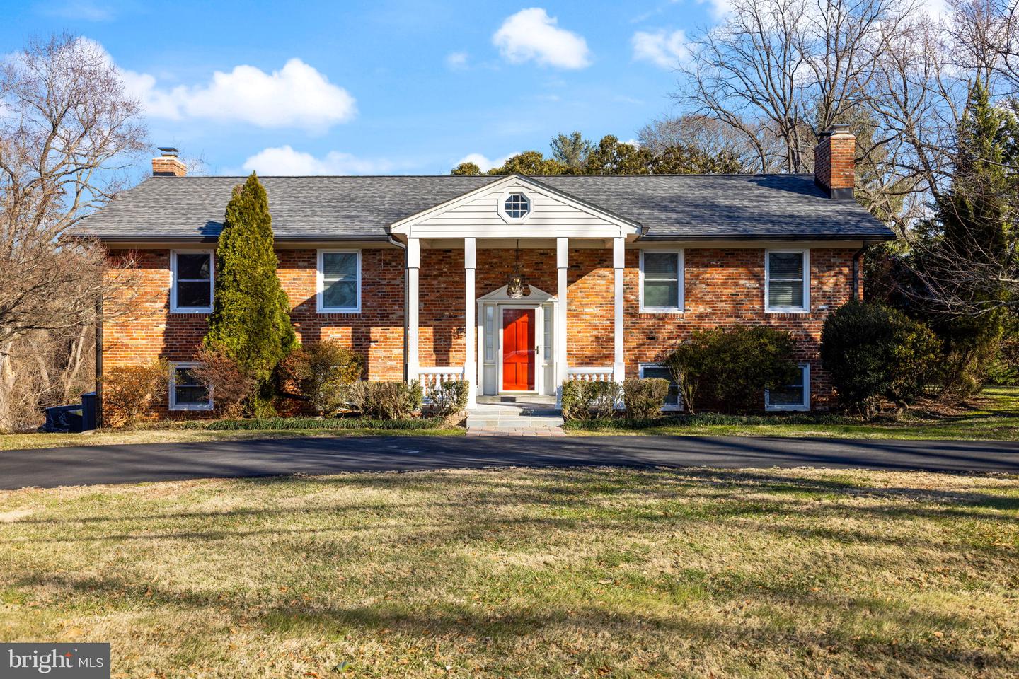 5039 PRESTWICK DR, FAIRFAX, Virginia 22030, 4 Bedrooms Bedrooms, ,3 BathroomsBathrooms,Residential,For sale,5039 PRESTWICK DR,VAFX2252882 MLS # VAFX2252882