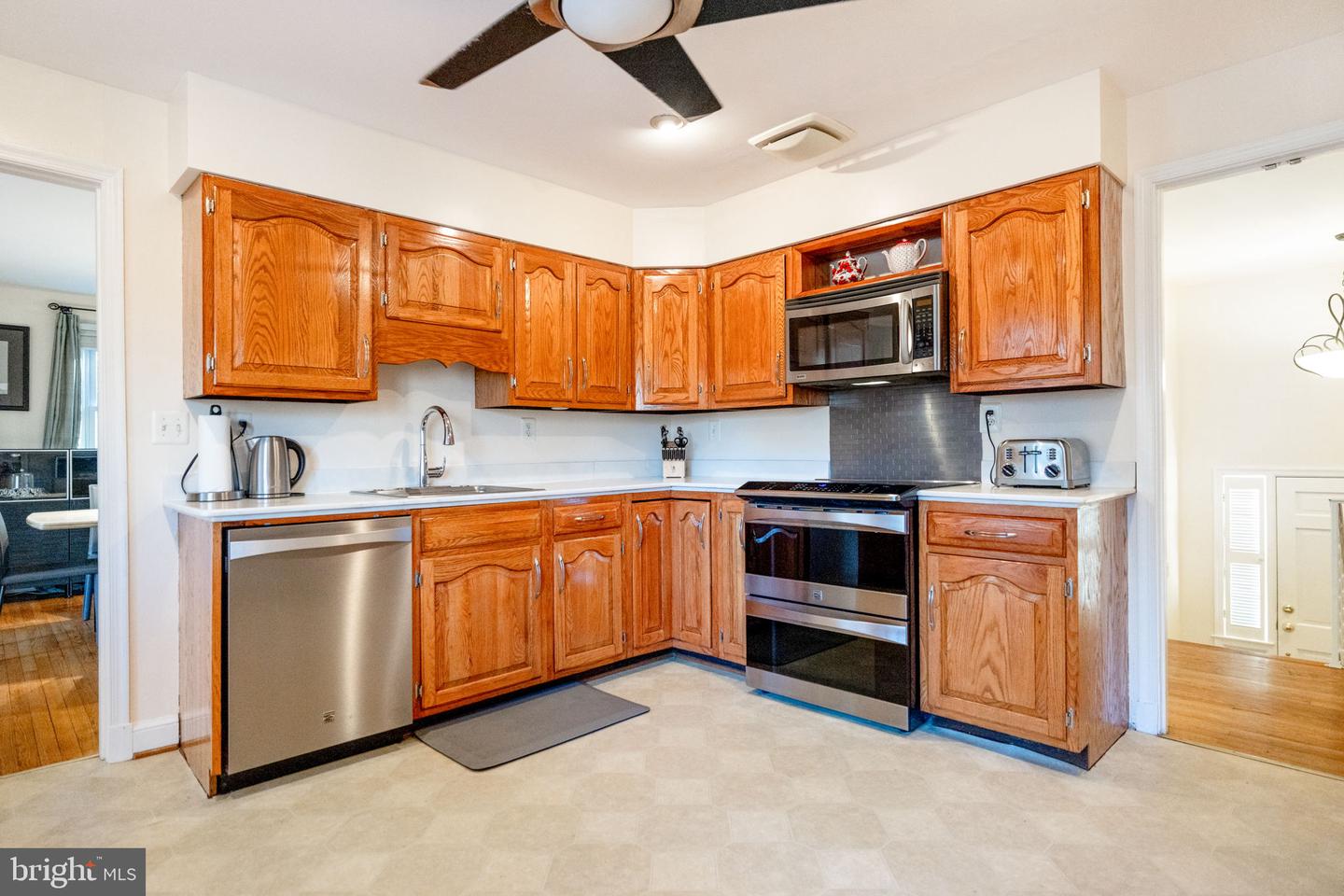 5039 PRESTWICK DR, FAIRFAX, Virginia 22030, 4 Bedrooms Bedrooms, ,3 BathroomsBathrooms,Residential,For sale,5039 PRESTWICK DR,VAFX2252882 MLS # VAFX2252882