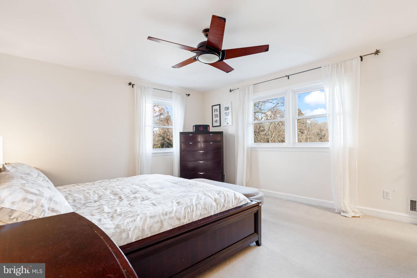 5039 PRESTWICK DR, FAIRFAX, Virginia 22030, 4 Bedrooms Bedrooms, ,3 BathroomsBathrooms,Residential,For sale,5039 PRESTWICK DR,VAFX2252882 MLS # VAFX2252882