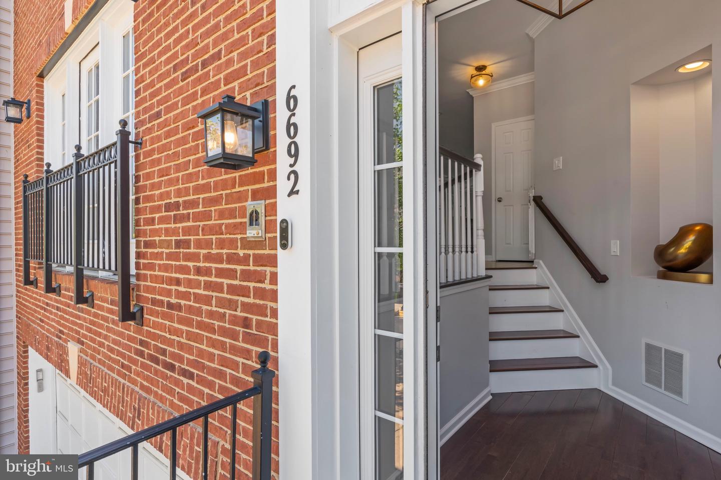 6692 ORDSALL ST, ALEXANDRIA, Virginia 22315, 3 Bedrooms Bedrooms, ,3 BathroomsBathrooms,Residential,For sale,6692 ORDSALL ST,VAFX2252886 MLS # VAFX2252886