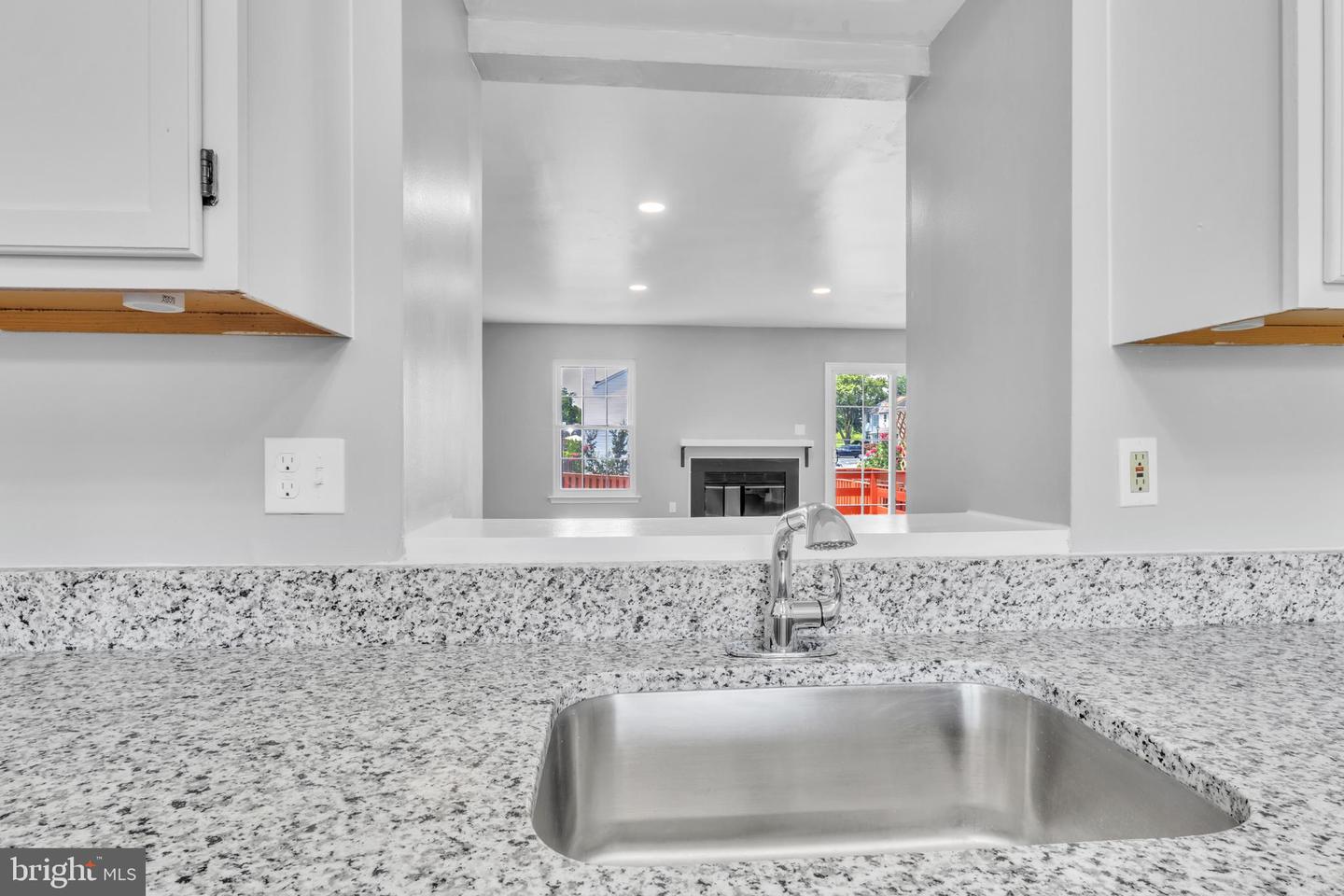 3647 MCDOWELL CT, DUMFRIES, Virginia 22026, 3 Bedrooms Bedrooms, ,2 BathroomsBathrooms,Residential,For sale,3647 MCDOWELL CT,VAPW2098394 MLS # VAPW2098394