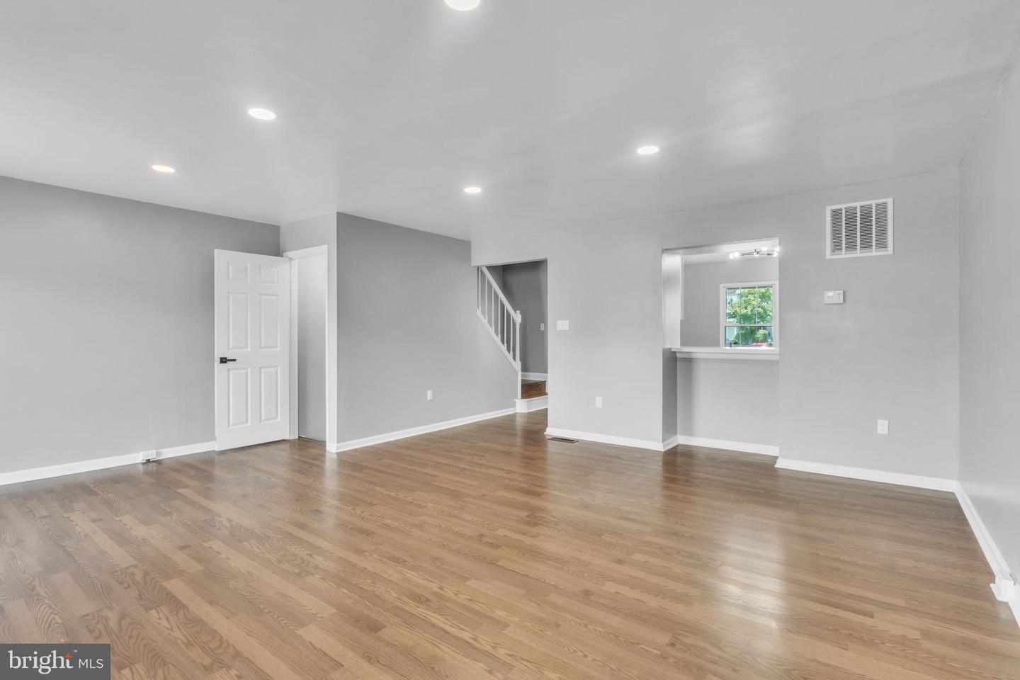3647 MCDOWELL CT, DUMFRIES, Virginia 22026, 3 Bedrooms Bedrooms, ,2 BathroomsBathrooms,Residential,For sale,3647 MCDOWELL CT,VAPW2098394 MLS # VAPW2098394