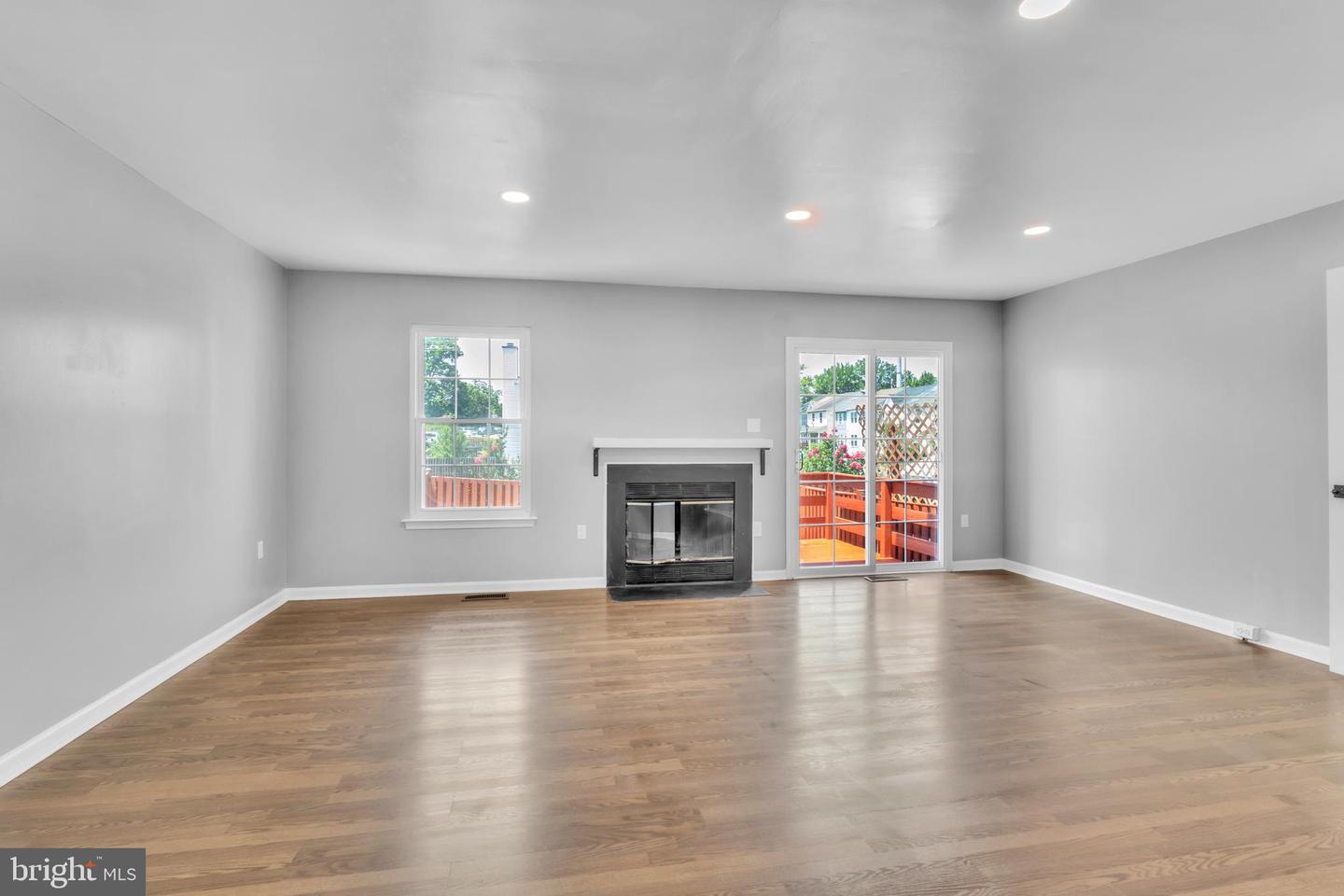 3647 MCDOWELL CT, DUMFRIES, Virginia 22026, 3 Bedrooms Bedrooms, ,2 BathroomsBathrooms,Residential,For sale,3647 MCDOWELL CT,VAPW2098394 MLS # VAPW2098394