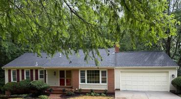 7937 SAINT GEORGE CT, SPRINGFIELD, Virginia 22153, 5 Bedrooms Bedrooms, ,3 BathroomsBathrooms,Residential,For sale,7937 SAINT GEORGE CT,VAFX2252894 MLS # VAFX2252894