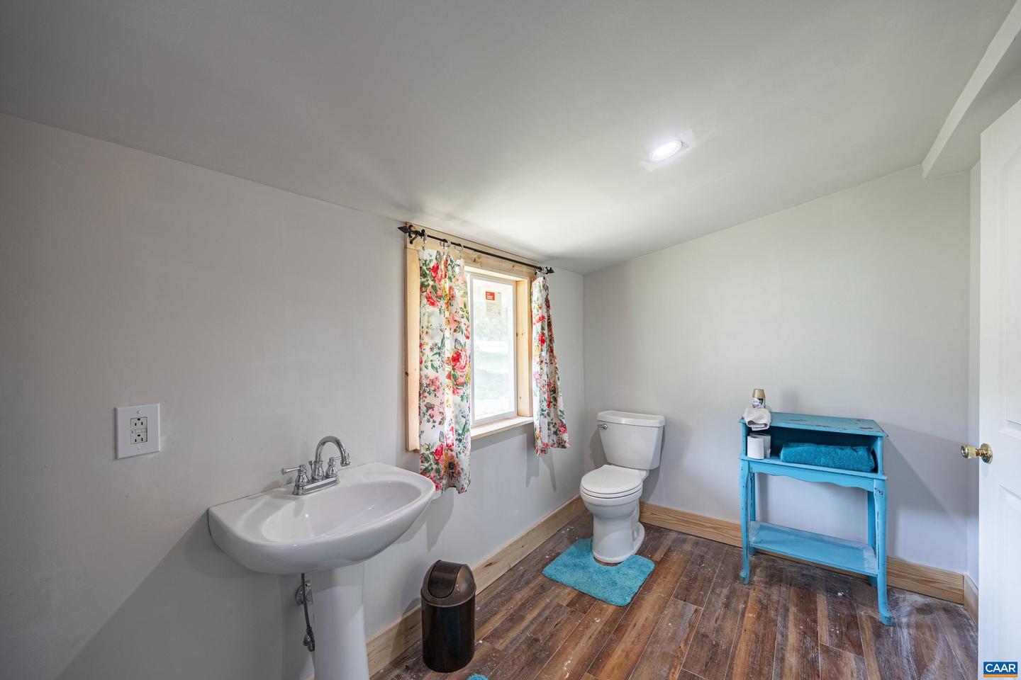 16468 S CONSTITUTION HWY, SCOTTSVILLE, Virginia 24590, 2 Bedrooms Bedrooms, ,2 BathroomsBathrooms,Residential,For sale,16468 S CONSTITUTION HWY,666308 MLS # 666308