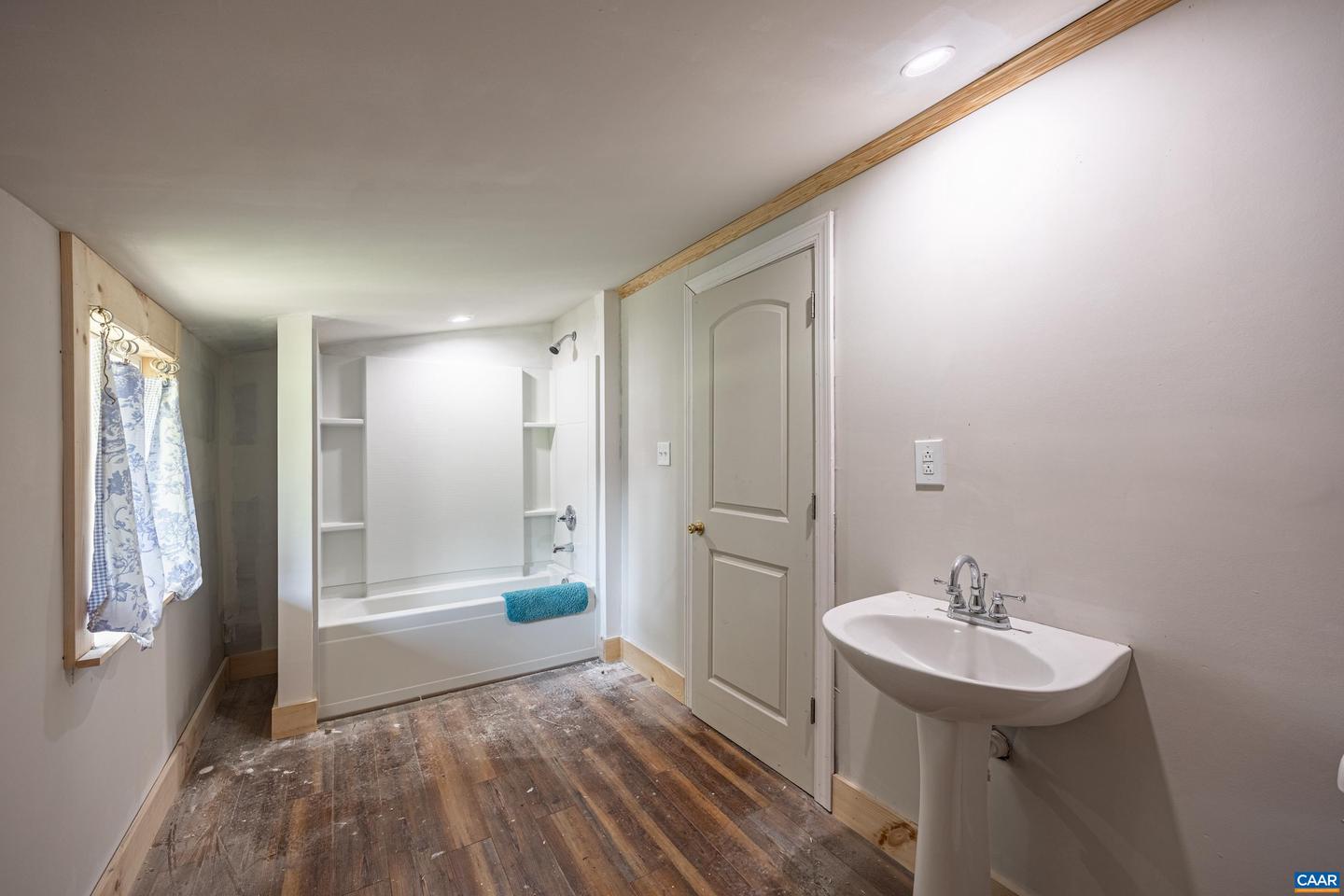 16468 S CONSTITUTION HWY, SCOTTSVILLE, Virginia 24590, 2 Bedrooms Bedrooms, ,2 BathroomsBathrooms,Residential,For sale,16468 S CONSTITUTION HWY,666308 MLS # 666308