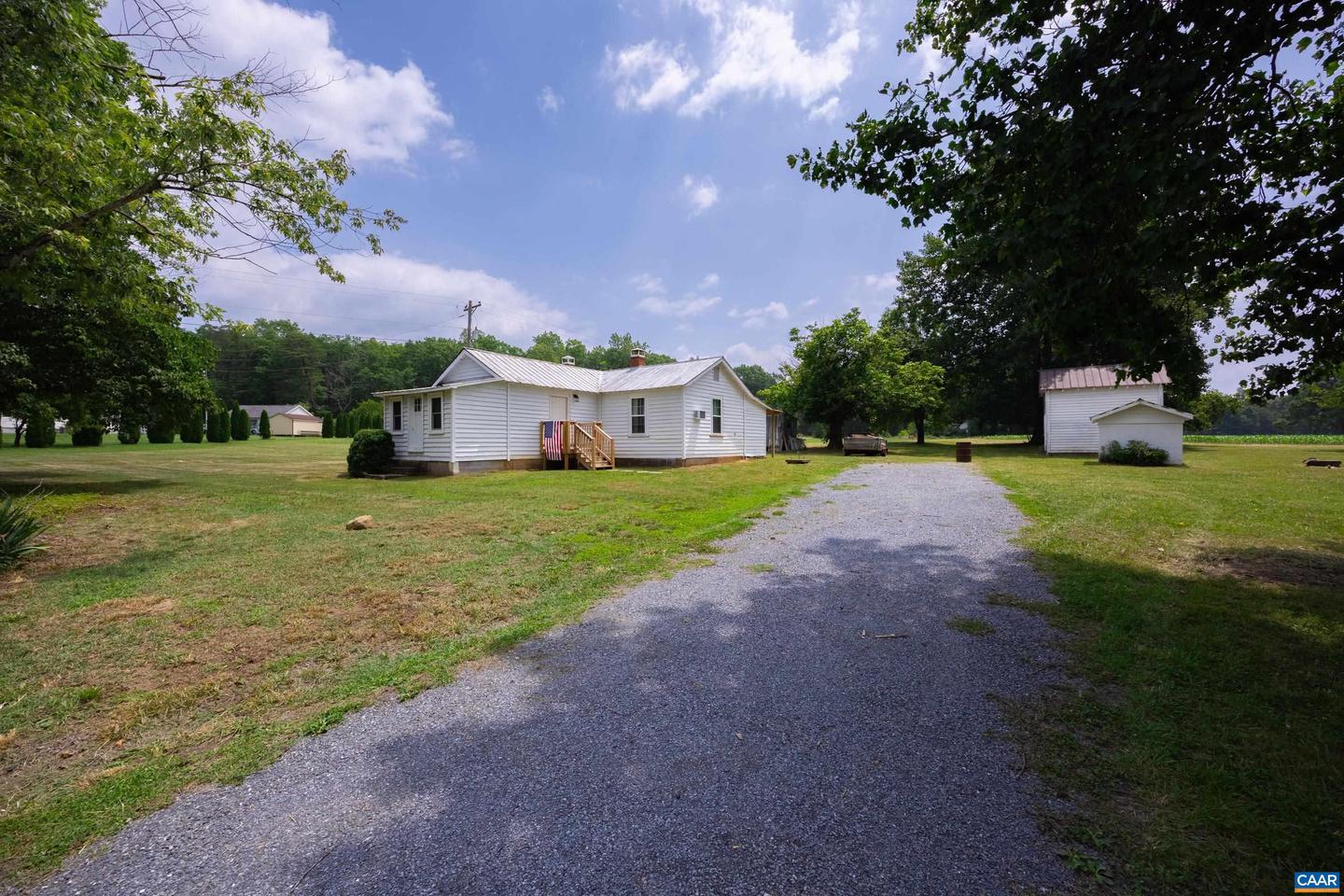 16468 S CONSTITUTION HWY, SCOTTSVILLE, Virginia 24590, 2 Bedrooms Bedrooms, ,2 BathroomsBathrooms,Residential,For sale,16468 S CONSTITUTION HWY,666308 MLS # 666308