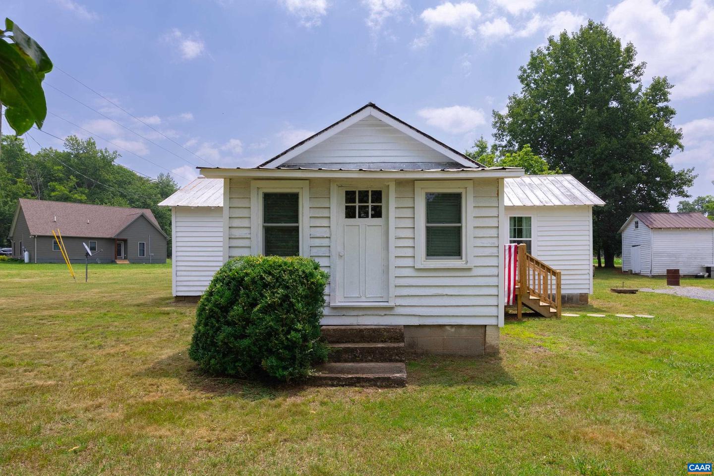 16468 S CONSTITUTION HWY, SCOTTSVILLE, Virginia 24590, 2 Bedrooms Bedrooms, ,2 BathroomsBathrooms,Residential,For sale,16468 S CONSTITUTION HWY,666308 MLS # 666308