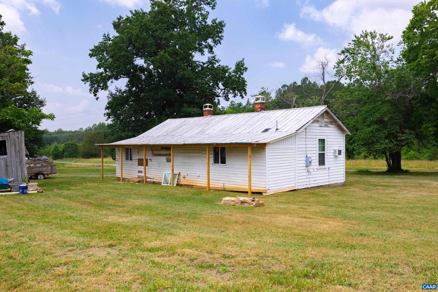 16468 S CONSTITUTION HWY, SCOTTSVILLE, Virginia 24590, 2 Bedrooms Bedrooms, ,2 BathroomsBathrooms,Residential,For sale,16468 S CONSTITUTION HWY,666308 MLS # 666308