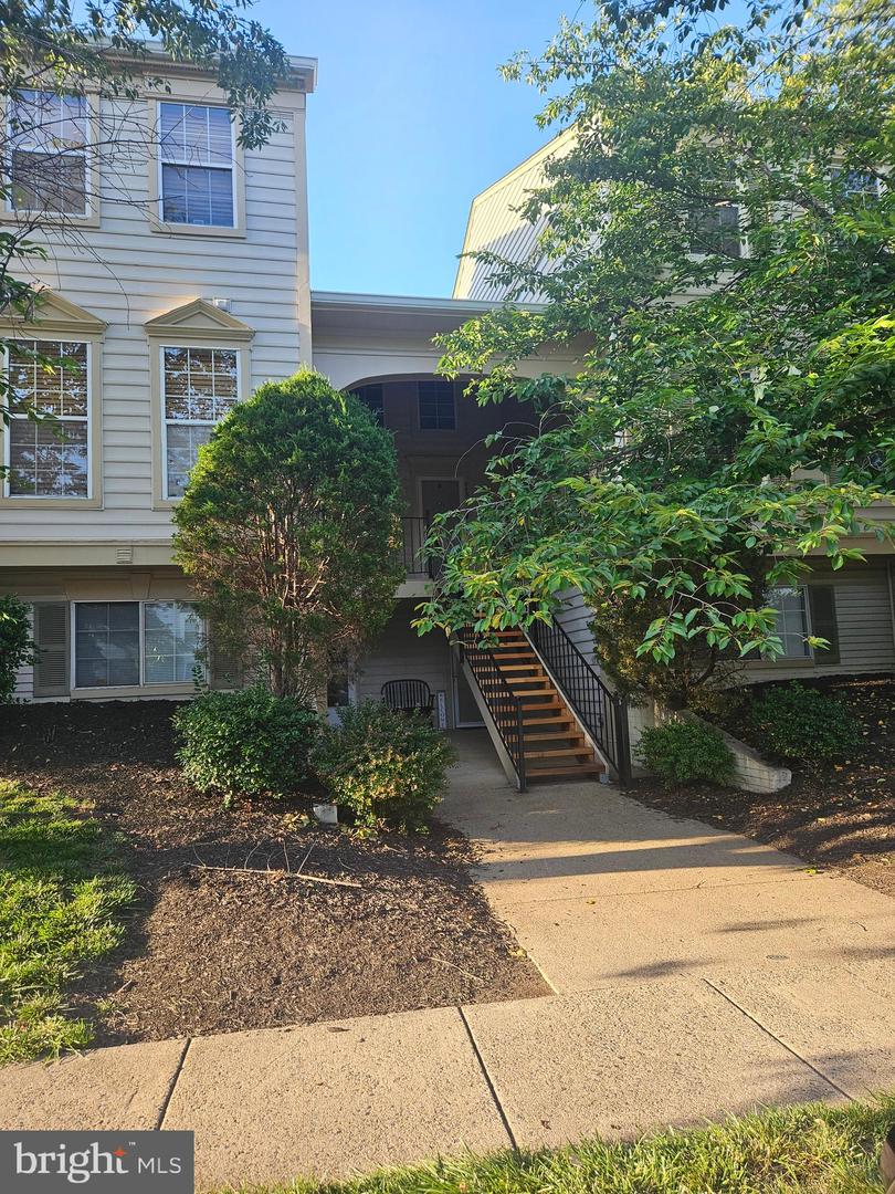 8141 BAYONET WAY, MANASSAS, Virginia 20109, 2 Bedrooms Bedrooms, ,2 BathroomsBathrooms,Residential,For sale,8141 BAYONET WAY,VAPW2098302 MLS # VAPW2098302