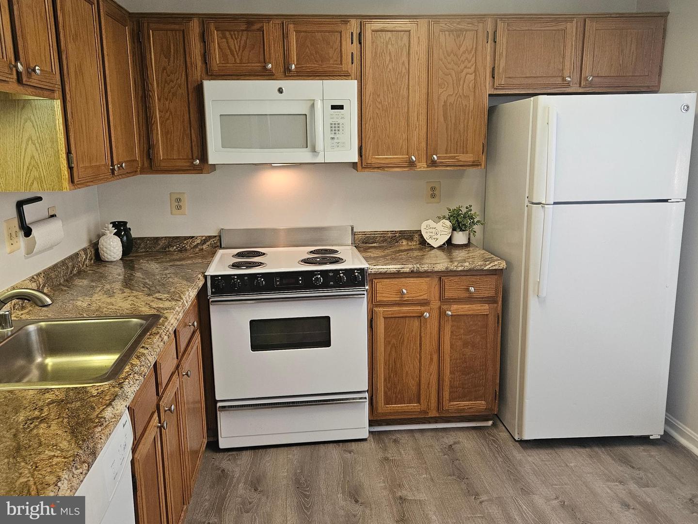 8141 BAYONET WAY, MANASSAS, Virginia 20109, 2 Bedrooms Bedrooms, ,2 BathroomsBathrooms,Residential,For sale,8141 BAYONET WAY,VAPW2098302 MLS # VAPW2098302
