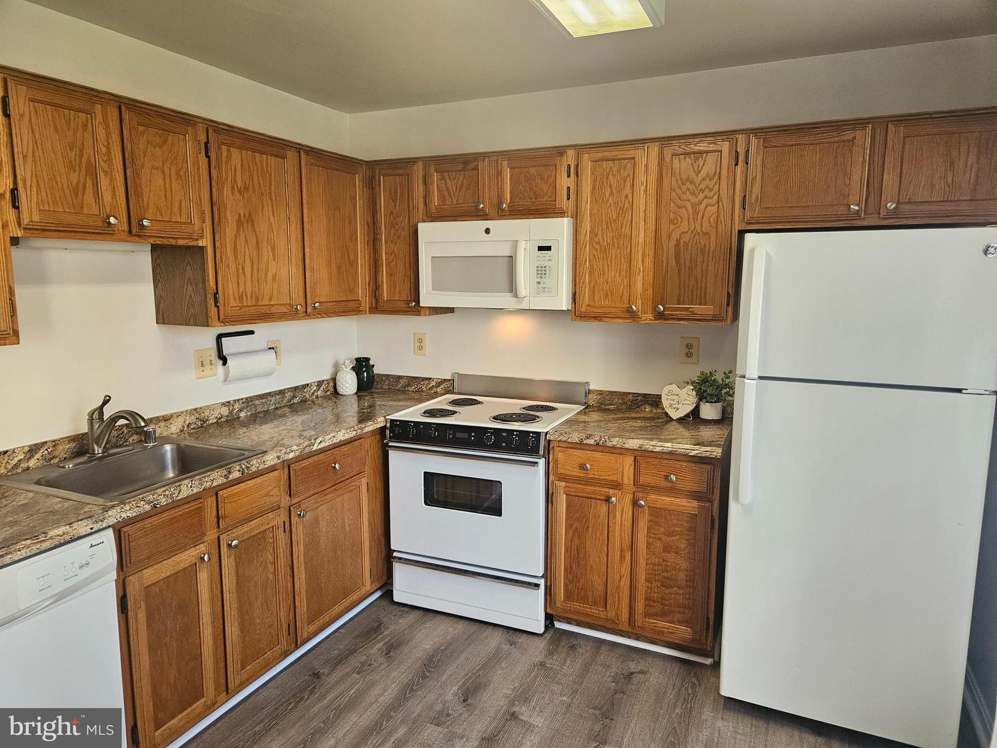 8141 BAYONET WAY, MANASSAS, Virginia 20109, 2 Bedrooms Bedrooms, ,2 BathroomsBathrooms,Residential,For sale,8141 BAYONET WAY,VAPW2098302 MLS # VAPW2098302