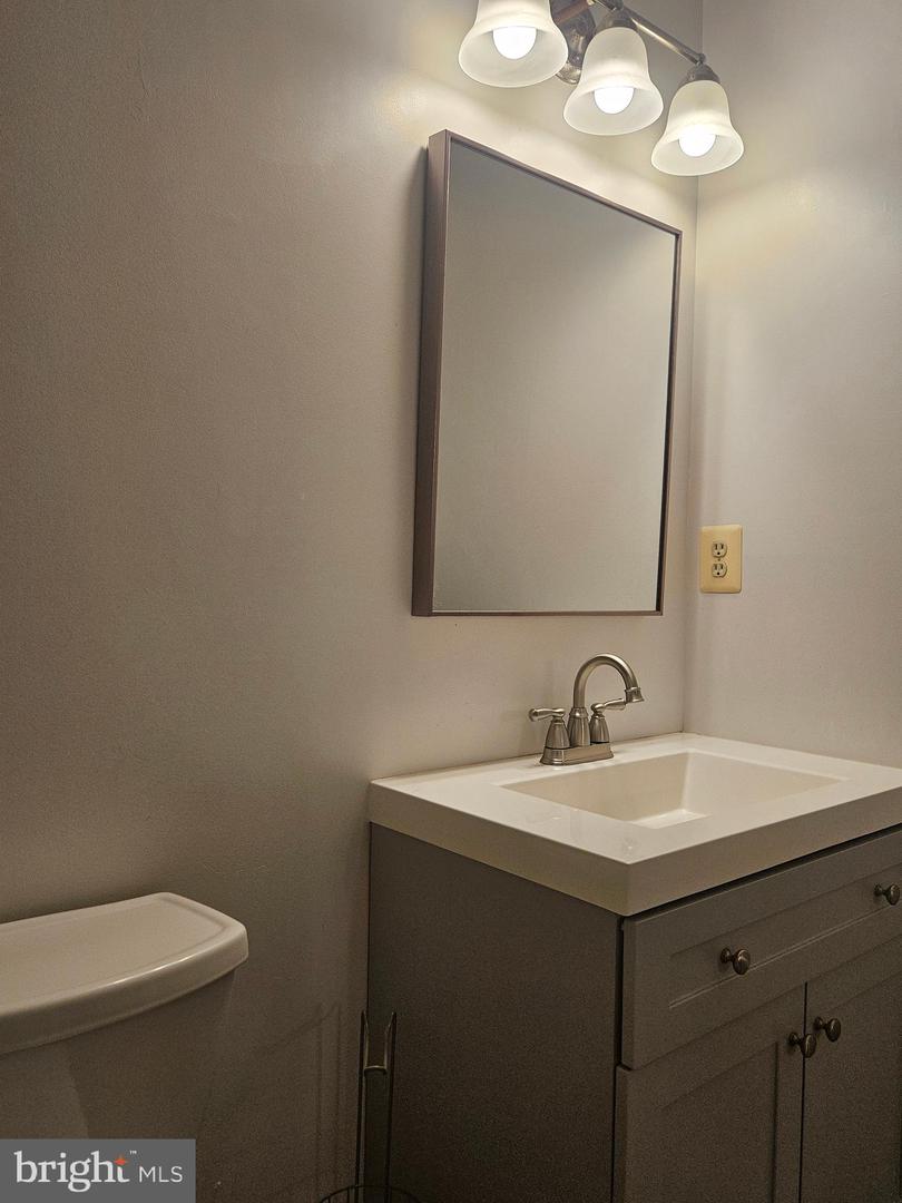 8141 BAYONET WAY, MANASSAS, Virginia 20109, 2 Bedrooms Bedrooms, ,2 BathroomsBathrooms,Residential,For sale,8141 BAYONET WAY,VAPW2098302 MLS # VAPW2098302