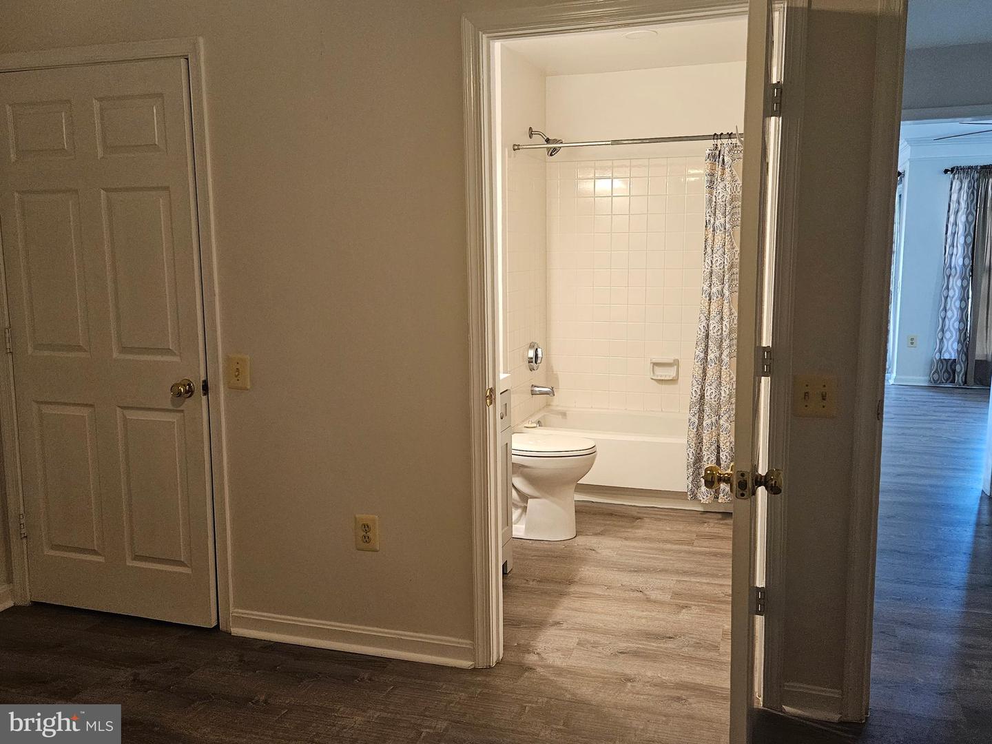 8141 BAYONET WAY, MANASSAS, Virginia 20109, 2 Bedrooms Bedrooms, ,2 BathroomsBathrooms,Residential,For sale,8141 BAYONET WAY,VAPW2098302 MLS # VAPW2098302