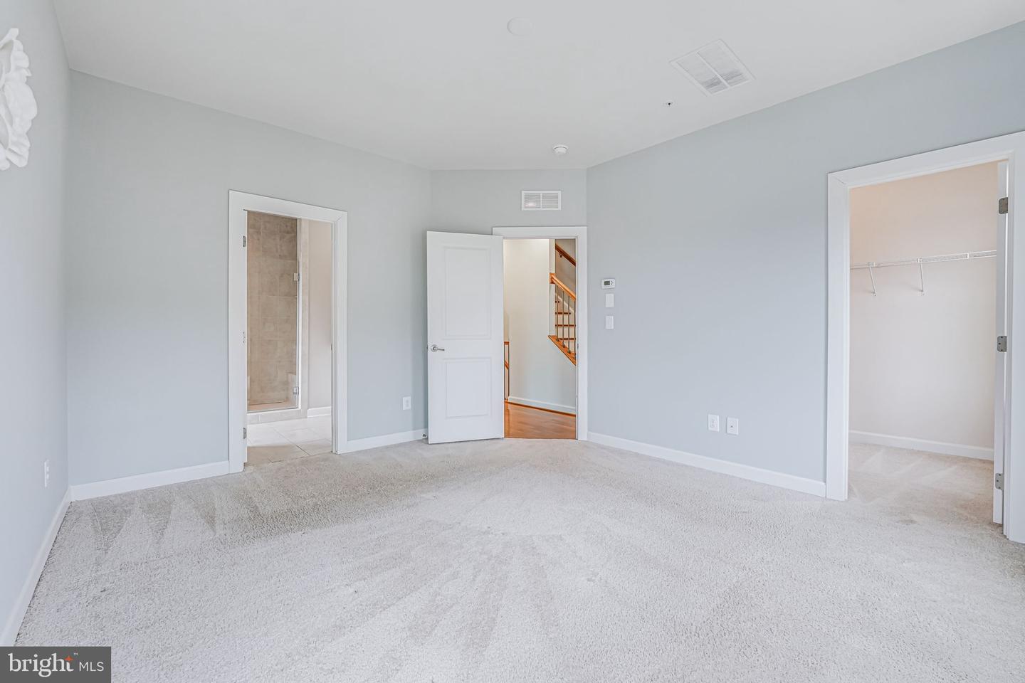 11350 RIDGELINE RD, FAIRFAX, Virginia 22030, 4 Bedrooms Bedrooms, ,4 BathroomsBathrooms,Residential,For sale,11350 RIDGELINE RD,VAFX2252614 MLS # VAFX2252614