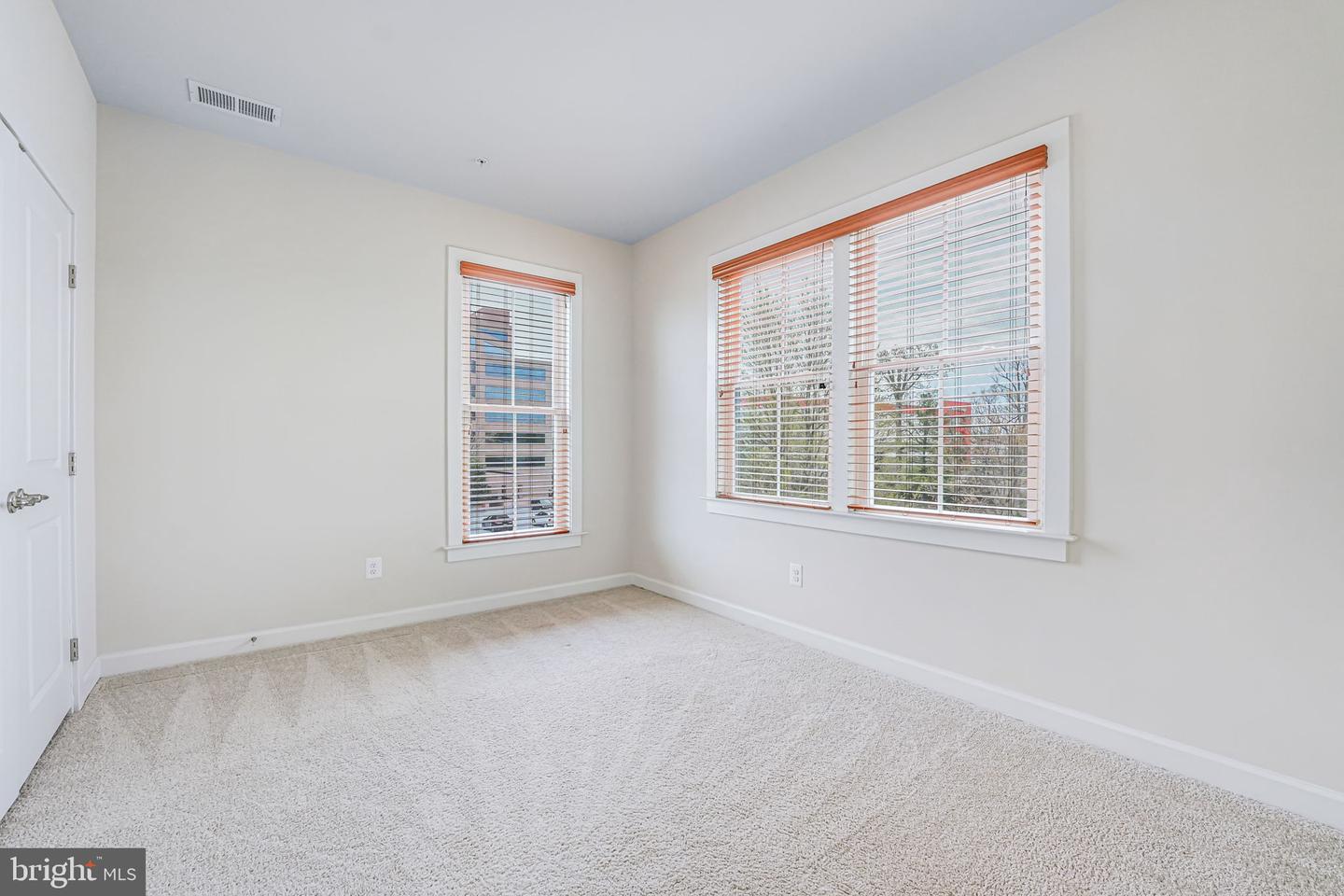 11350 RIDGELINE RD, FAIRFAX, Virginia 22030, 4 Bedrooms Bedrooms, ,4 BathroomsBathrooms,Residential,For sale,11350 RIDGELINE RD,VAFX2252614 MLS # VAFX2252614