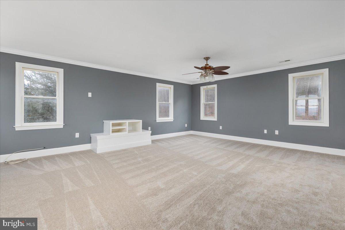 2114 E LEE HWY, NEW MARKET, Virginia 22844, 4 Bedrooms Bedrooms, ,4 BathroomsBathrooms,Residential,For sale,2114 E LEE HWY,VASH2010602 MLS # VASH2010602