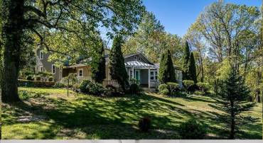 2114 E LEE HWY, NEW MARKET, Virginia 22844, 4 Bedrooms Bedrooms, ,4 BathroomsBathrooms,Residential,For sale,2114 E LEE HWY,VASH2010602 MLS # VASH2010602