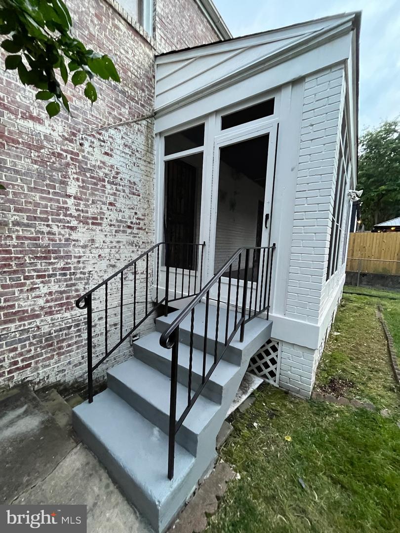 1612 BUCHANAN ST NE, WASHINGTON, District Of Columbia 20017, 3 Bedrooms Bedrooms, ,2 BathroomsBathrooms,Residential,For sale,1612 BUCHANAN ST NE,DCDC2203148 MLS # DCDC2203148