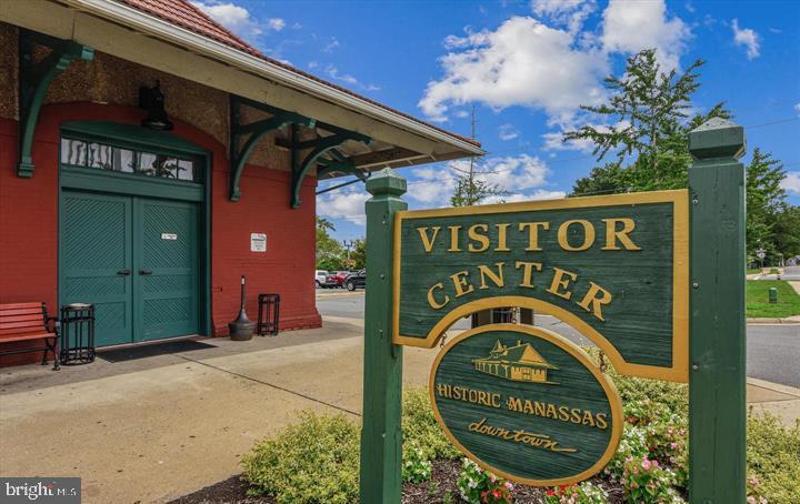 9832 BUCKNER RD, MANASSAS, Virginia 20110, 3 Bedrooms Bedrooms, ,1 BathroomBathrooms,Residential,For sale,9832 BUCKNER RD,VAMN2008456 MLS # VAMN2008456