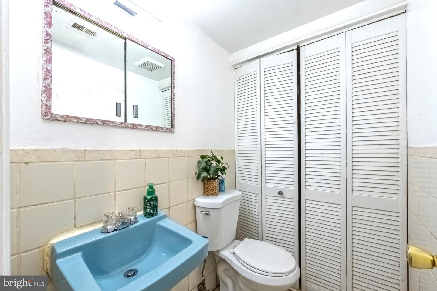9832 BUCKNER RD, MANASSAS, Virginia 20110, 3 Bedrooms Bedrooms, ,1 BathroomBathrooms,Residential,For sale,9832 BUCKNER RD,VAMN2008456 MLS # VAMN2008456