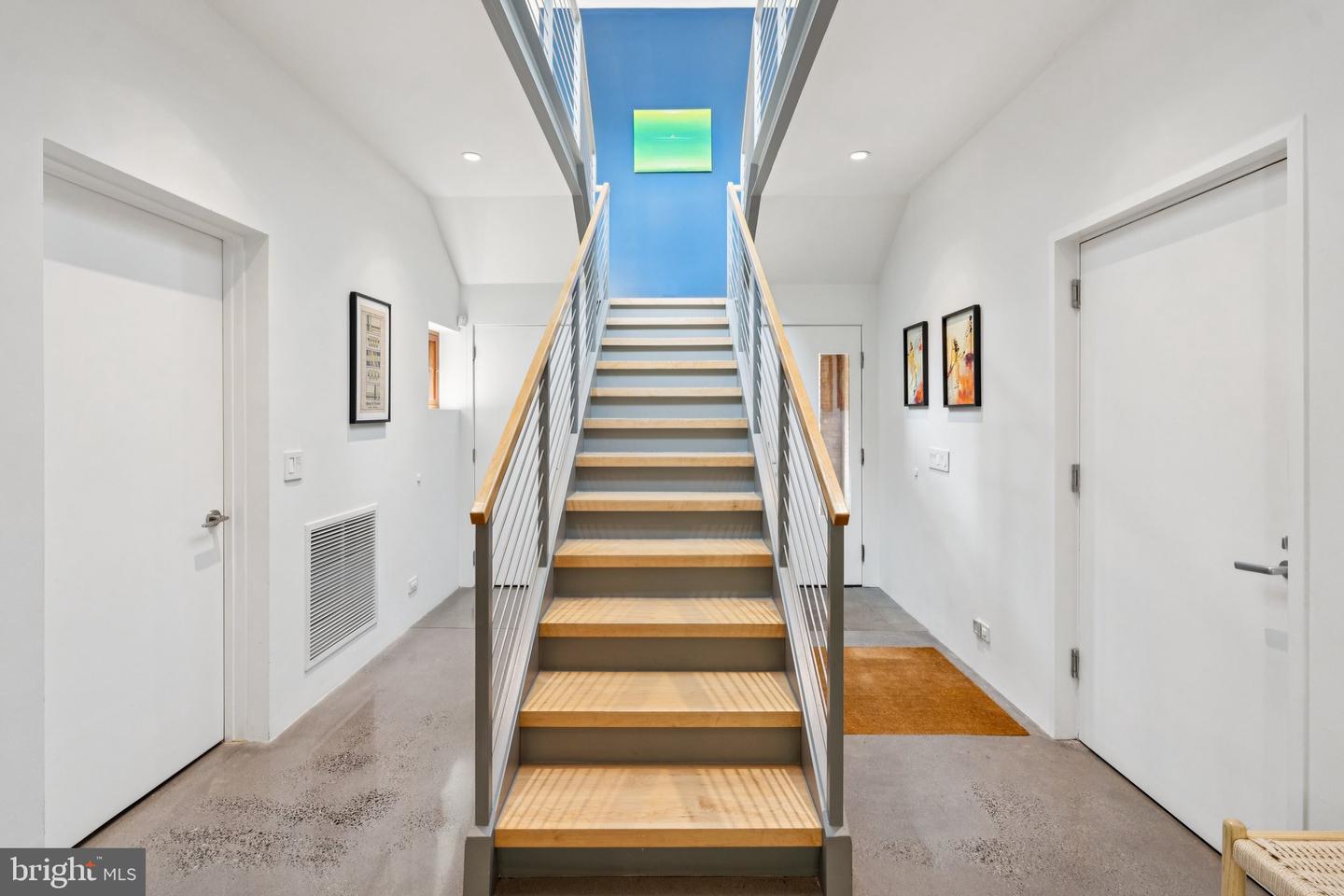 400 CHAIN BRIDGE, MCLEAN, Virginia 22101, 5 Bedrooms Bedrooms, ,4 BathroomsBathrooms,Residential,For sale,400 CHAIN BRIDGE,VAAR2058734 MLS # VAAR2058734