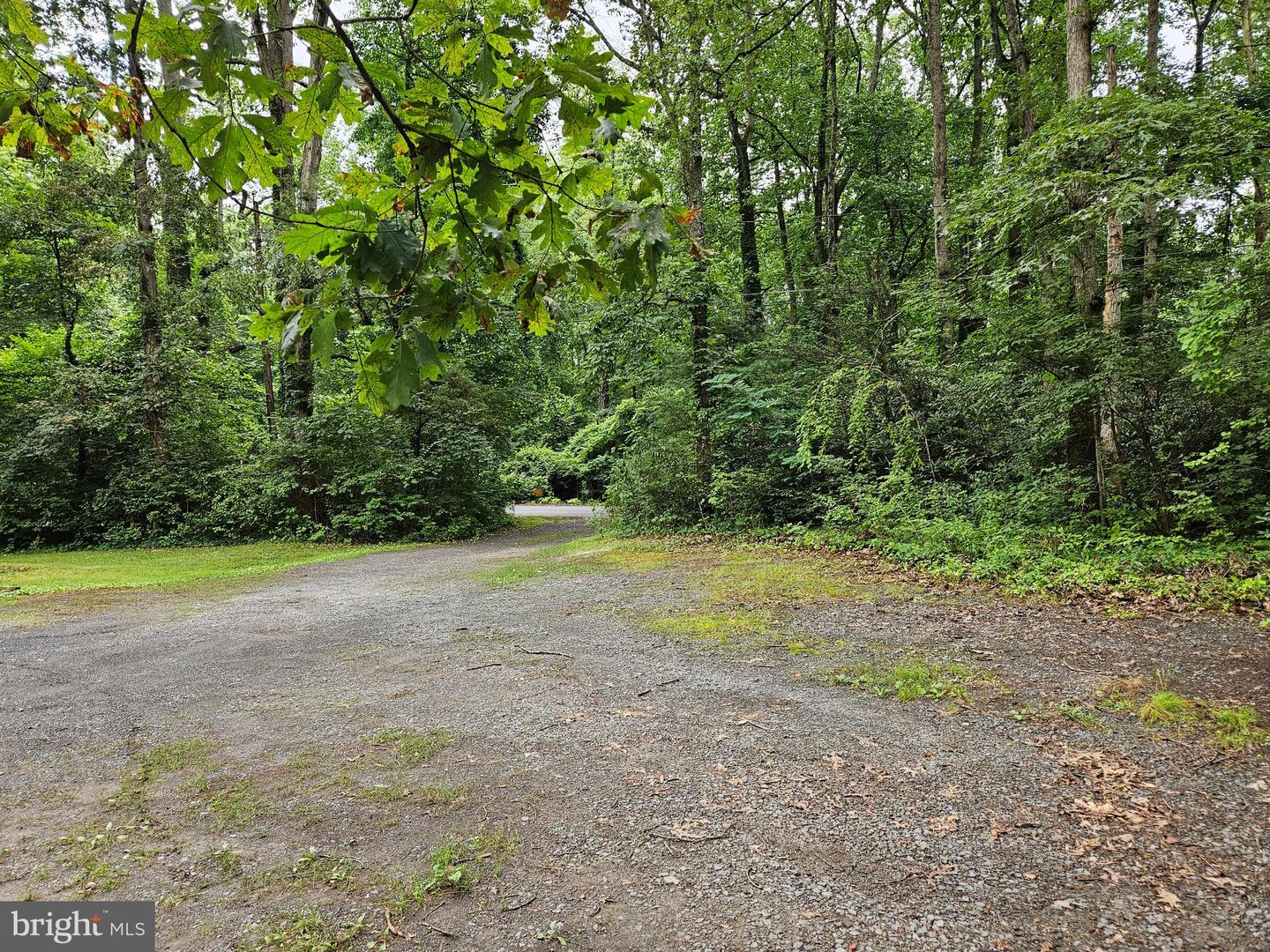 2914 HUNTER RD, FAIRFAX, Virginia 22031, 5 Bedrooms Bedrooms, ,4 BathroomsBathrooms,Residential,For sale,2914 HUNTER RD,VAFX2248004 MLS # VAFX2248004