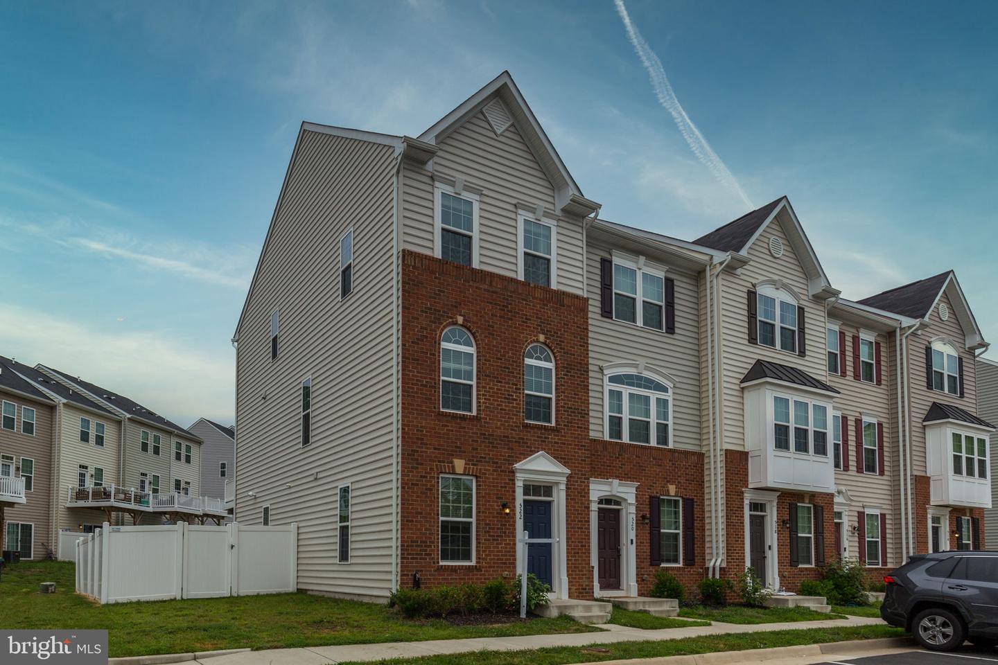 522 RIVER CREST WAY, FREDERICKSBURG, Virginia 22405, 3 Bedrooms Bedrooms, ,3 BathroomsBathrooms,Residential,For sale,522 RIVER CREST WAY,VAST2039936 MLS # VAST2039936