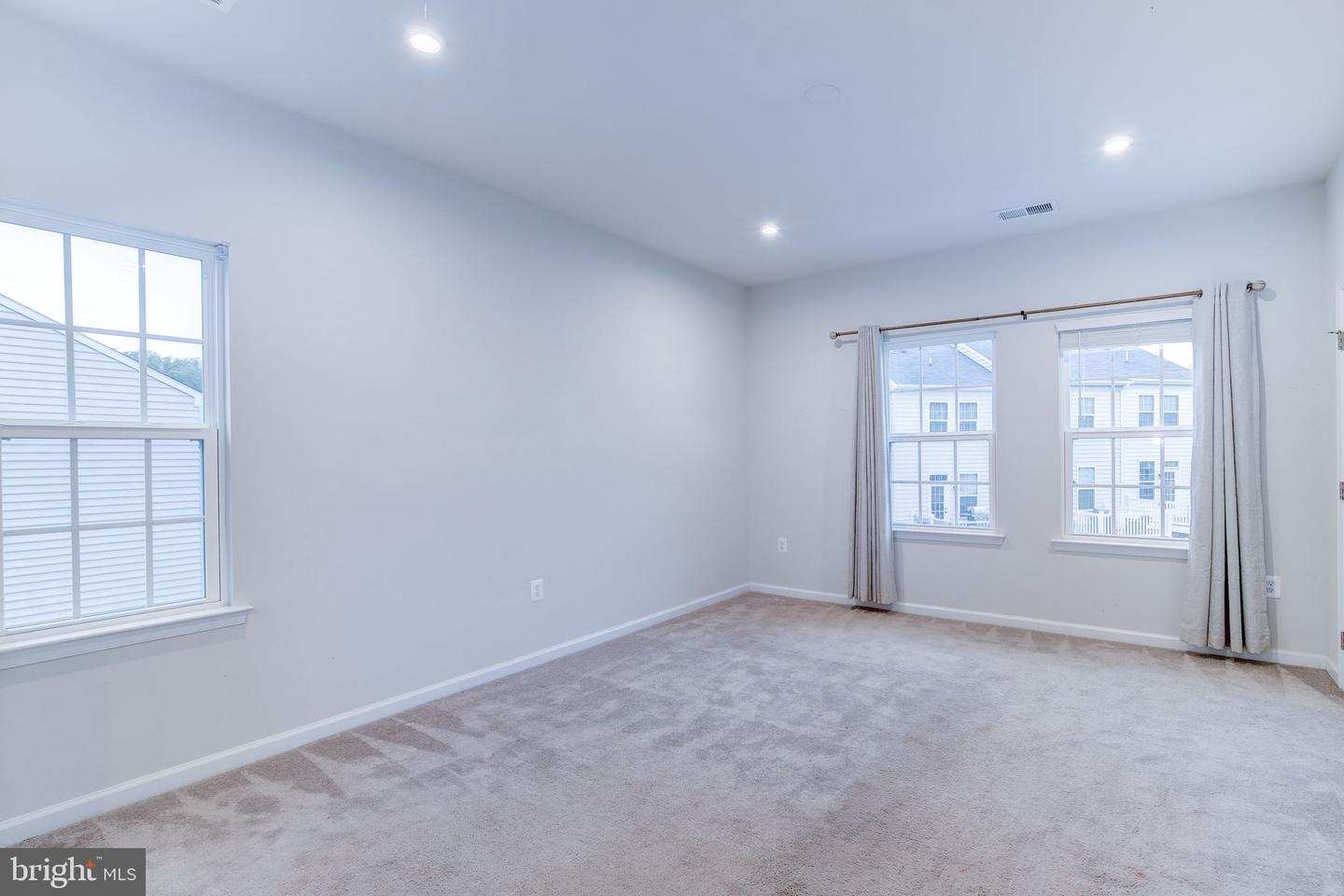 522 RIVER CREST WAY, FREDERICKSBURG, Virginia 22405, 3 Bedrooms Bedrooms, ,3 BathroomsBathrooms,Residential,For sale,522 RIVER CREST WAY,VAST2039936 MLS # VAST2039936