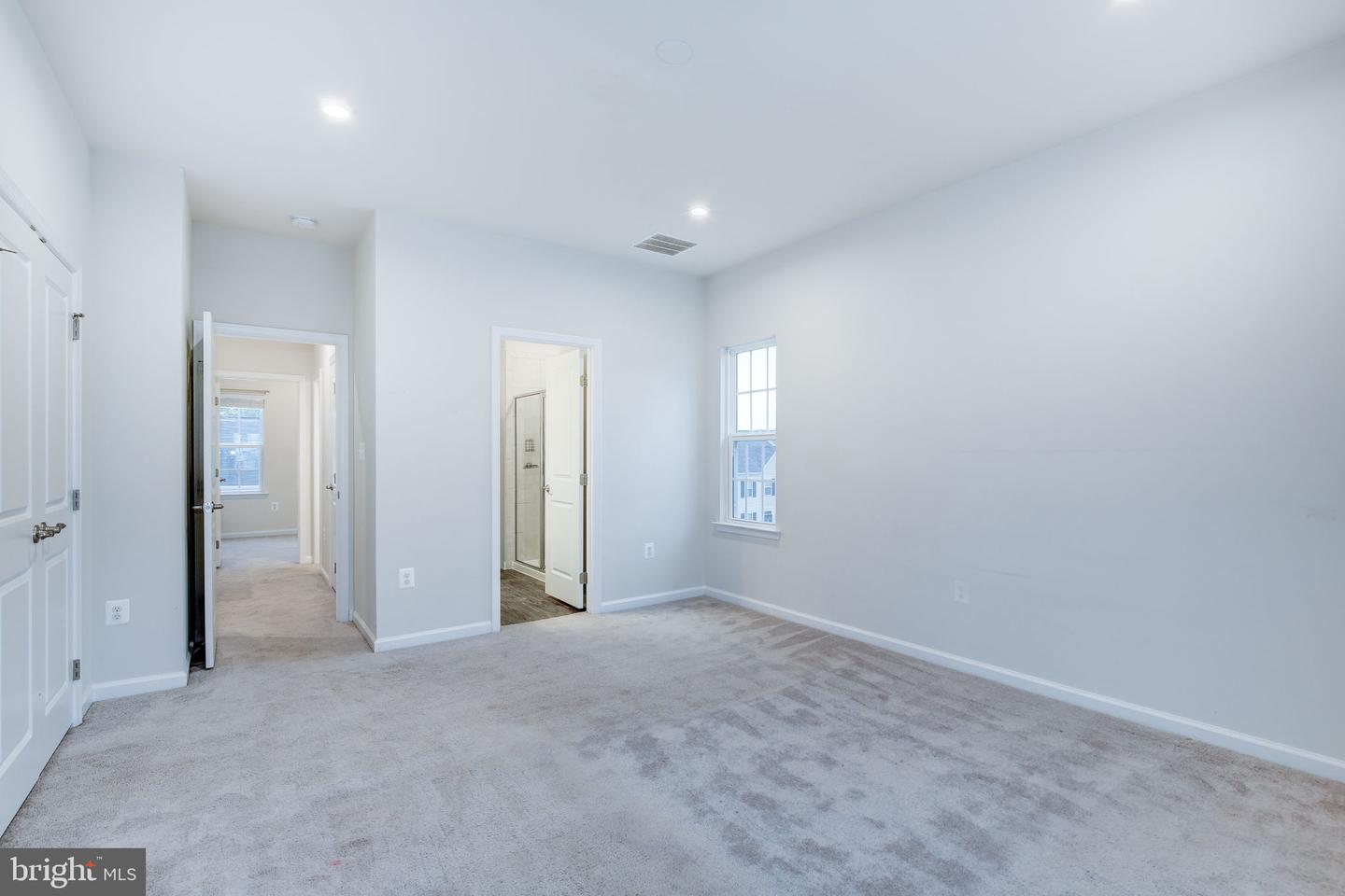 522 RIVER CREST WAY, FREDERICKSBURG, Virginia 22405, 3 Bedrooms Bedrooms, ,3 BathroomsBathrooms,Residential,For sale,522 RIVER CREST WAY,VAST2039936 MLS # VAST2039936