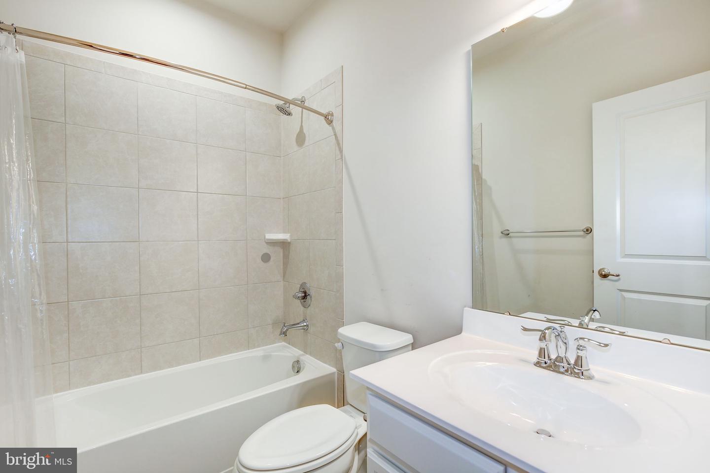 522 RIVER CREST WAY, FREDERICKSBURG, Virginia 22405, 3 Bedrooms Bedrooms, ,3 BathroomsBathrooms,Residential,For sale,522 RIVER CREST WAY,VAST2039936 MLS # VAST2039936